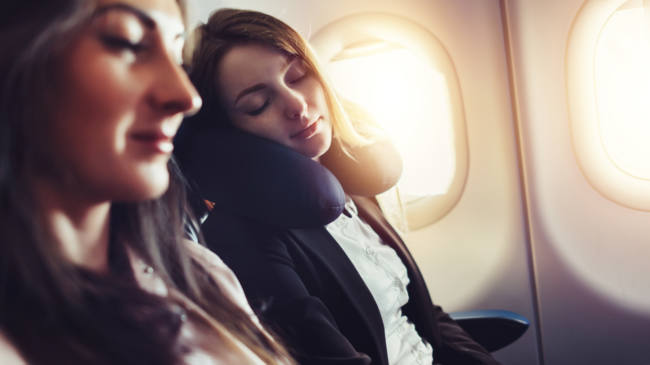 dormir-mejor-en-los-aviones dormir-mejor-en-los-aviones